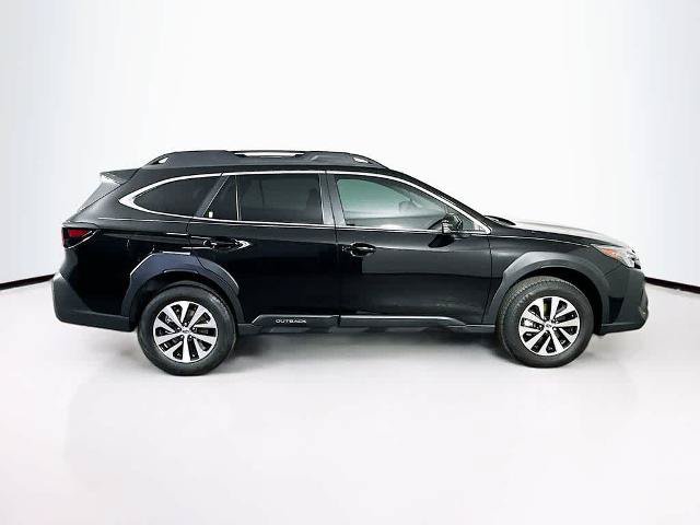 Used 2025 Subaru Outback Premium AWD/4WD image 25