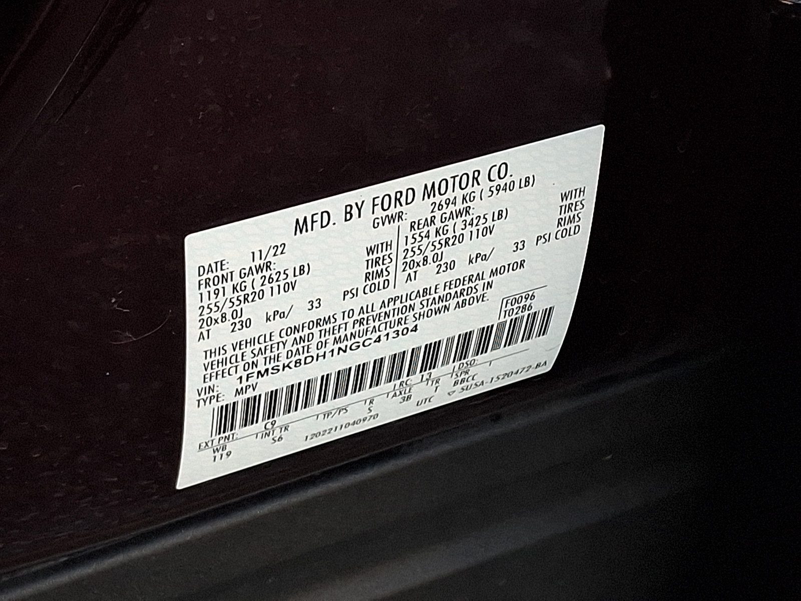 Certified 2022 Ford Explorer XLT w/ Equipment Group 202A AWD/4WD image 29