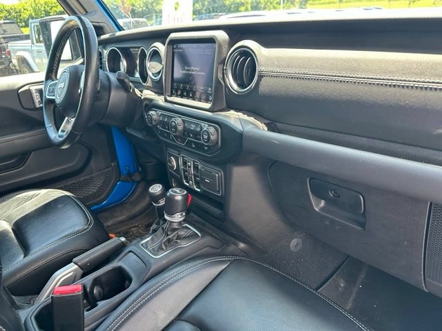 Used 2021 Jeep Wrangler Unlimited Sahara w/ Cold Weather Group AWD/4WD image 9