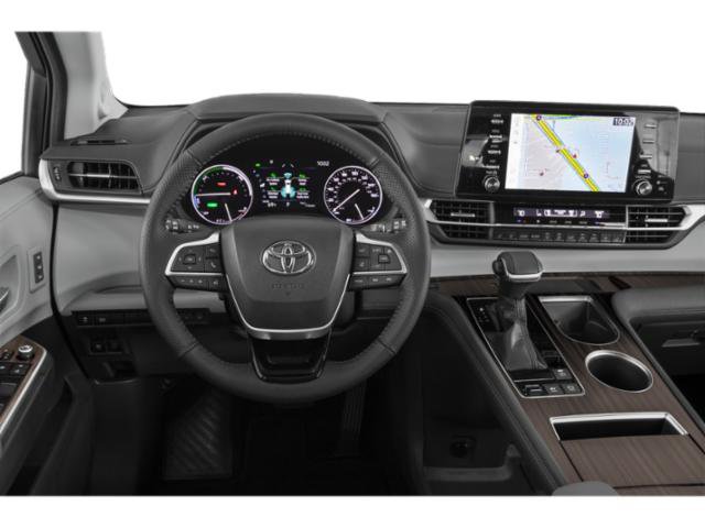 Used 2022 Toyota Sienna Limited AWD/4WD image 7