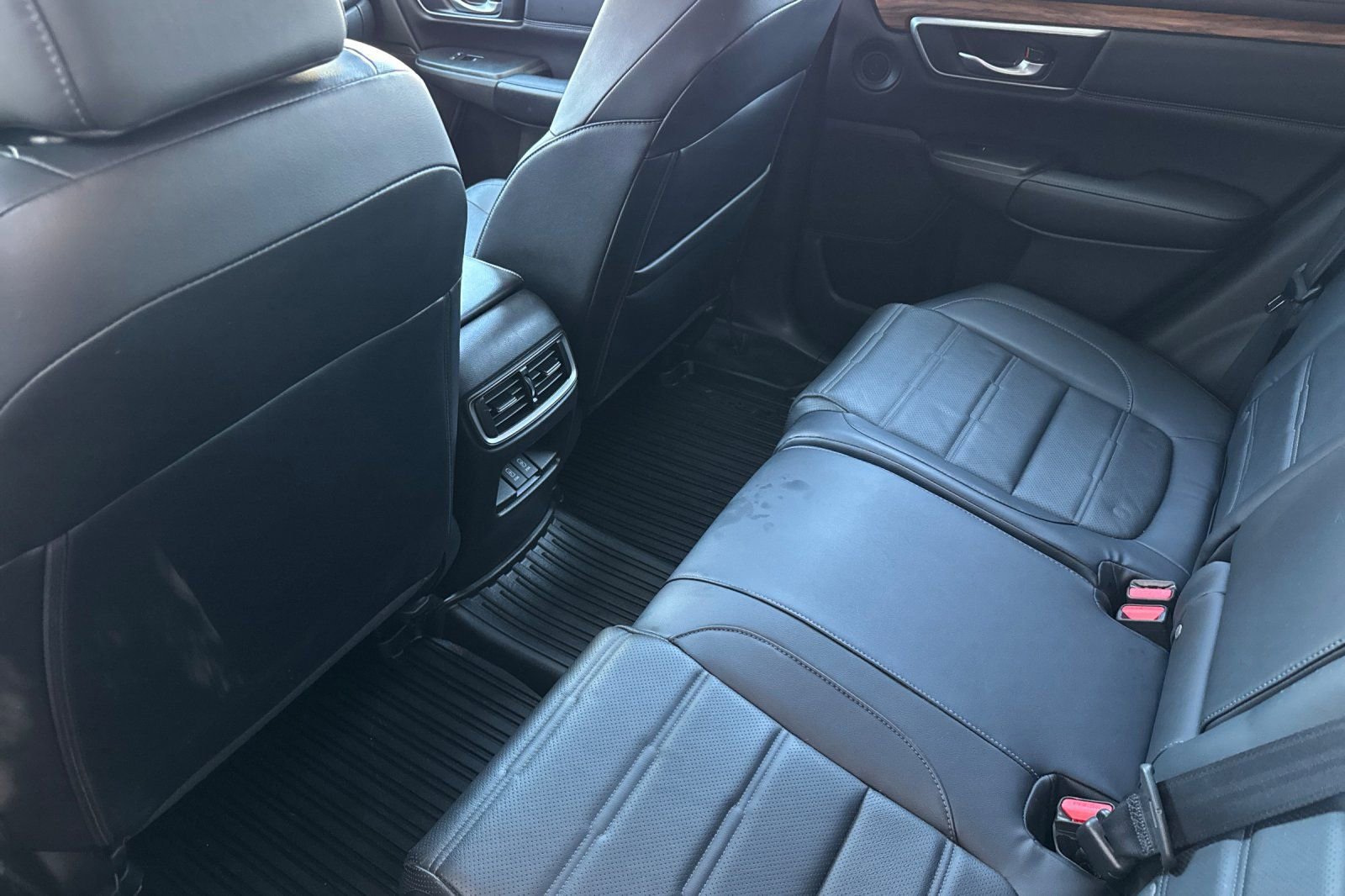 Used 2018 Honda CR-V Touring image 15