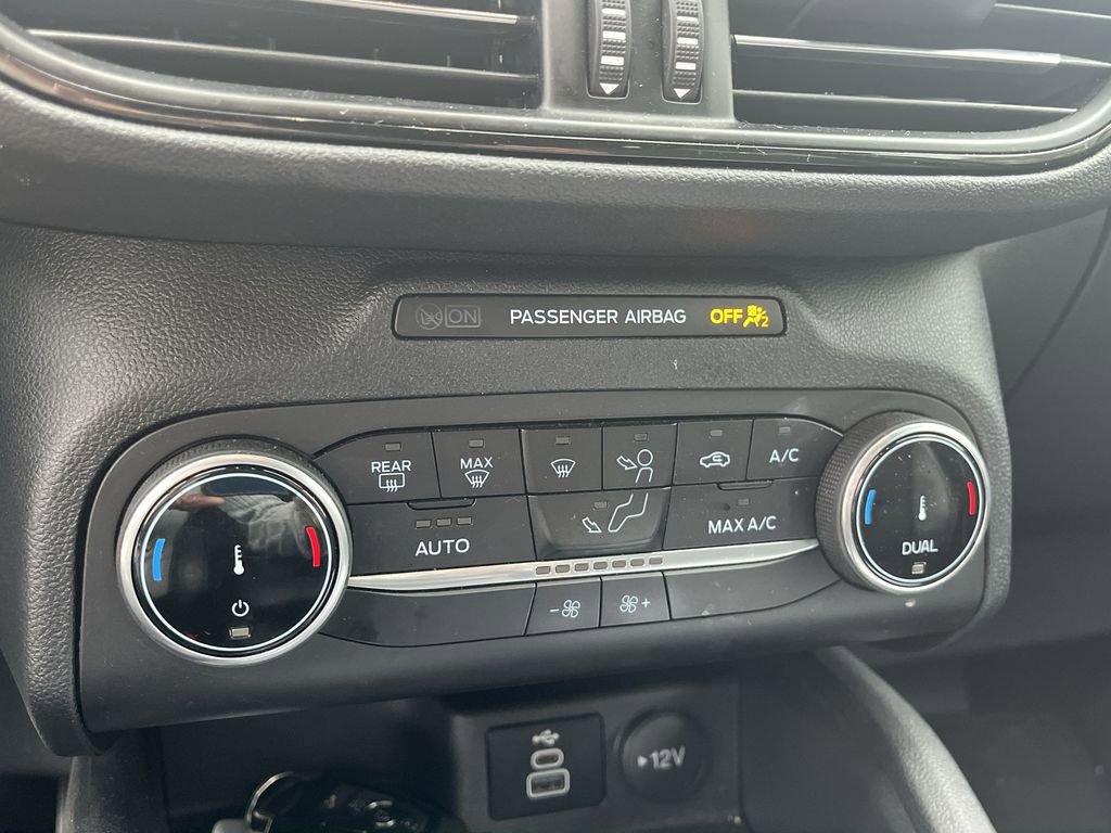 Certified 2025 Ford Escape ST-Line AWD/4WD image 11