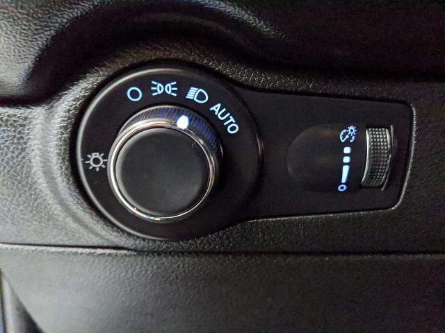 Used 2025 Dodge Durango GT AWD/4WD image 15