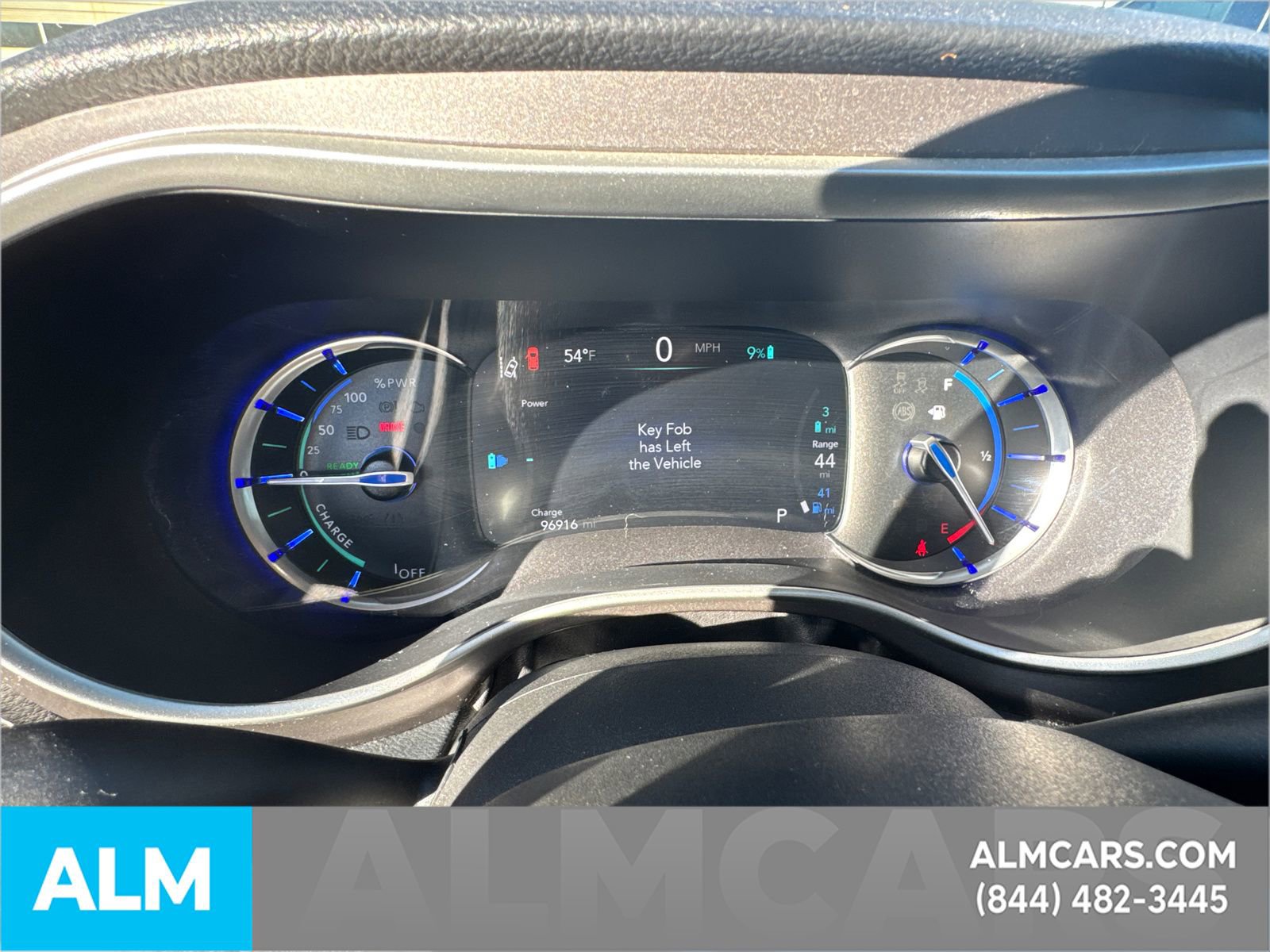 Used 2021 Chrysler Pacifica Touring-L image 32