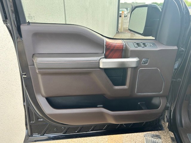 Certified 2019 Ford F150 King Ranch w/ Equipment Group 601A Luxury image 9