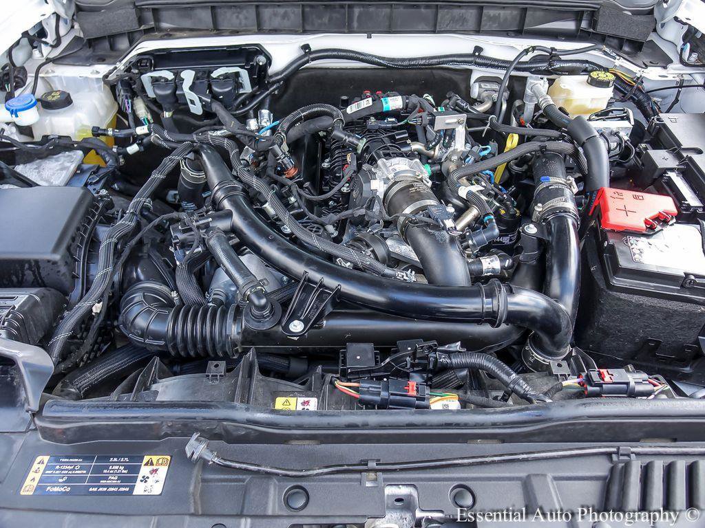 Certified 2025 Ford Bronco Badlands AWD/4WD image 28