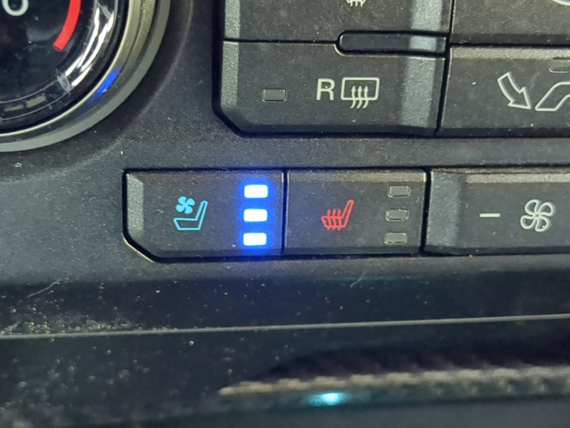 Certified 2018 Ford F150 Raptor w/ Equipment Group 802A Luxury AWD/4WD image 62