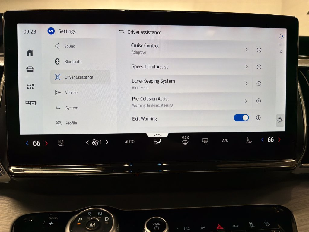 Certified 2025 Ford Expedition Platinum AWD/4WD image 31