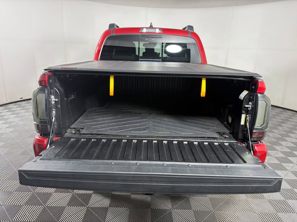 Used 2023 Toyota Tacoma TRD Off-Road w/ Technology Package AWD/4WD image 31