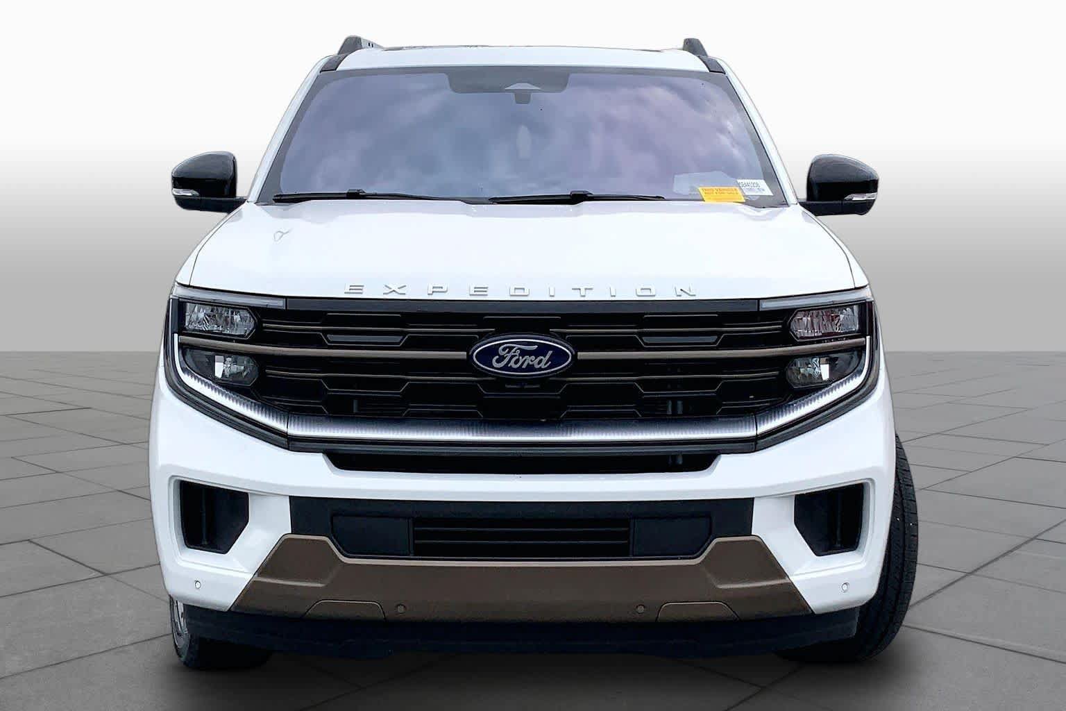 Certified 2025 Ford Expedition King Ranch AWD/4WD image 4