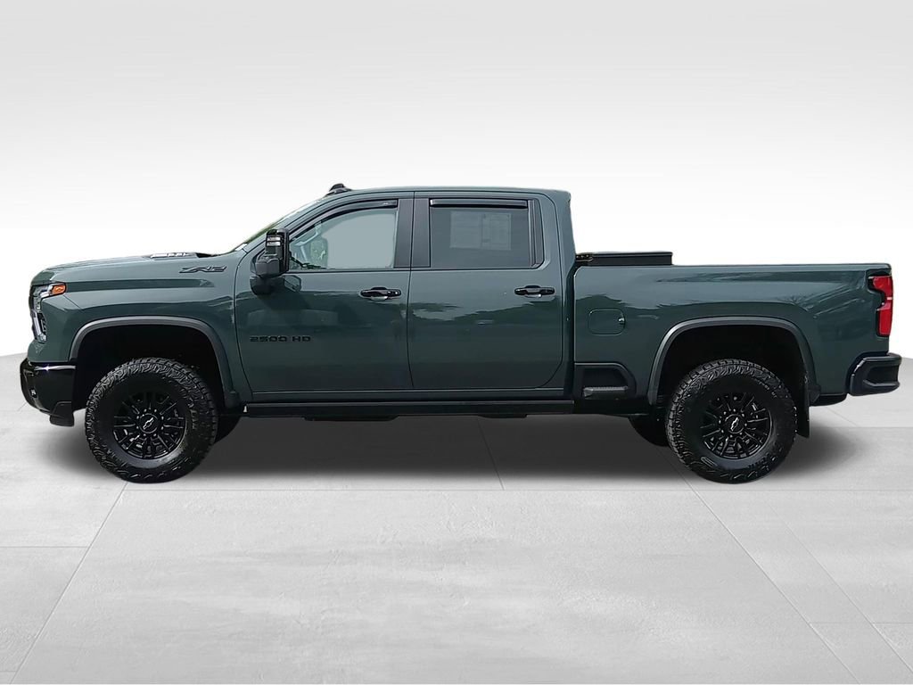 Used 2025 Chevrolet Silverado 2500 ZR2 w/ Technology Package image 6
