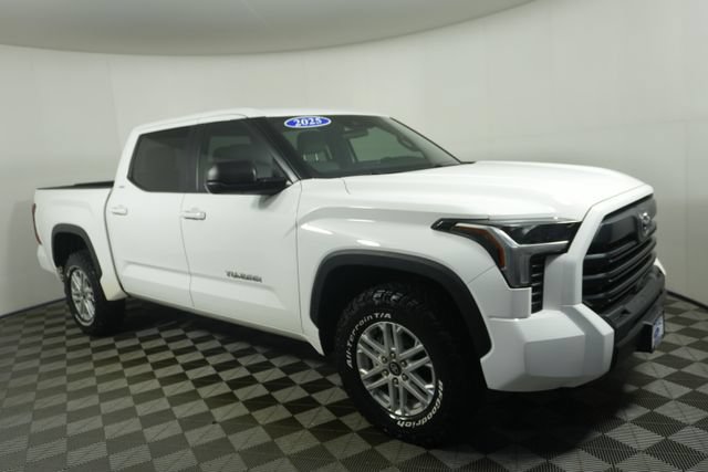 Used 2025 Toyota Tundra SR5 w/ SR5 Premium Package AWD/4WD image 2