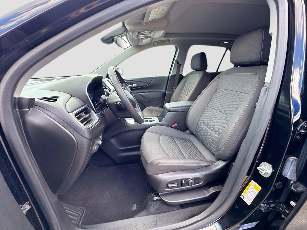 Used 2021 Chevrolet Equinox LT FWD image 22