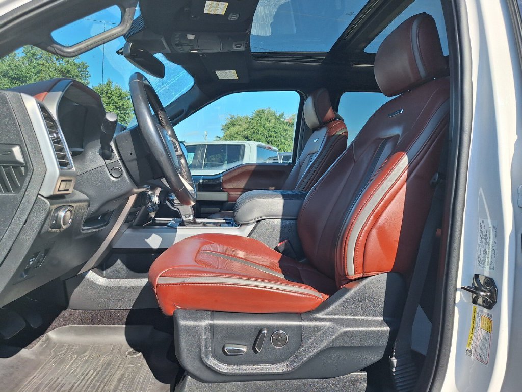 Certified 2019 Ford F150 Platinum w/ Equipment Group 701A Luxury AWD/4WD image 12