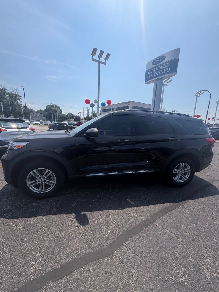 Certified 2022 Ford Explorer XLT w/ Class IV Trailer Tow Package AWD/4WD image 33