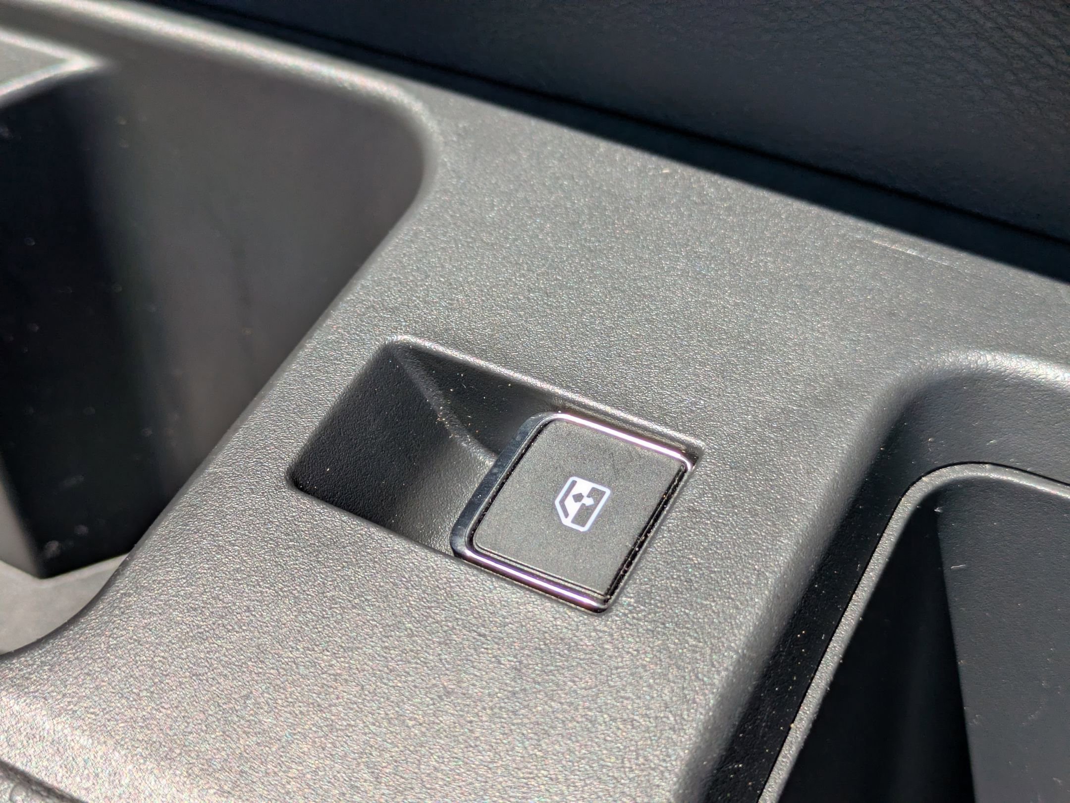Used 2024 Nissan Pathfinder Platinum w/ Black Appearance Package FWD image 36