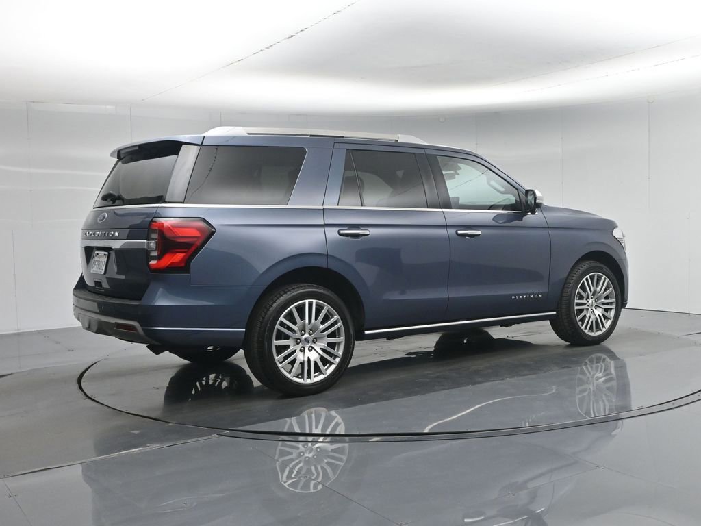 Certified 2023 Ford Expedition Platinum image 11