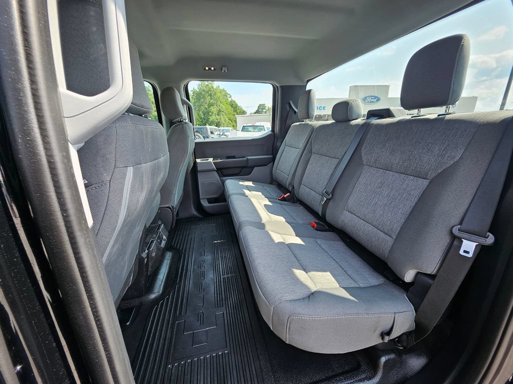 Certified 2026 Ford F250 XL w/ XL Chrome Package AWD/4WD image 11