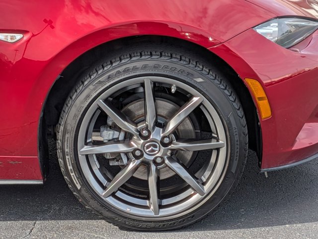 Used 2019 MAZDA MX-5 Miata RF Grand Touring image 11