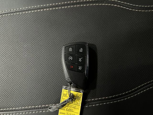 Used 2025 GMC Yukon XL Elevation w/ Elevation Premium Package image 36