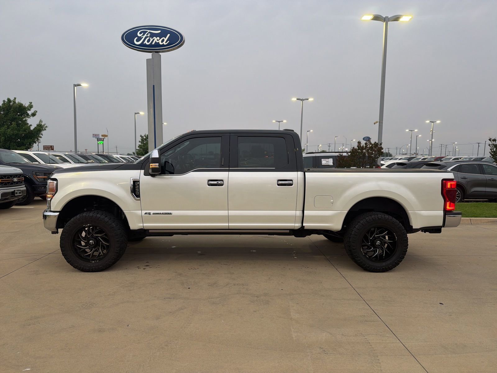 Certified 2022 Ford F250 King Ranch w/ King Ranch Ultimate Package AWD/4WD video 2