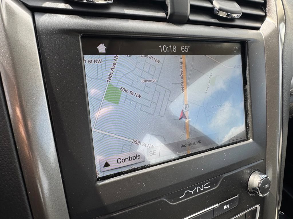 Certified 2019 Ford Fusion SE w/ Equipment Group 151A FWD image 2