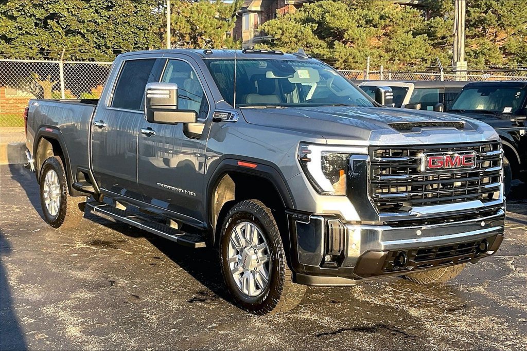 Used 2024 GMC Sierra 2500 SLT w/ SLT Premium Package AWD/4WD image 34