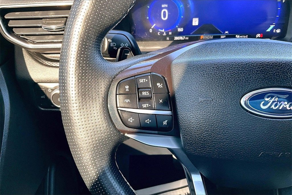 Certified 2020 Ford Explorer ST w/ Premium Technology Package image 17