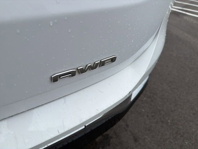 Used 2022 GMC Terrain SLT image 11