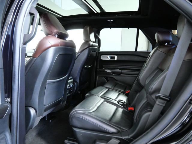 Certified 2020 Ford Explorer Platinum image 13