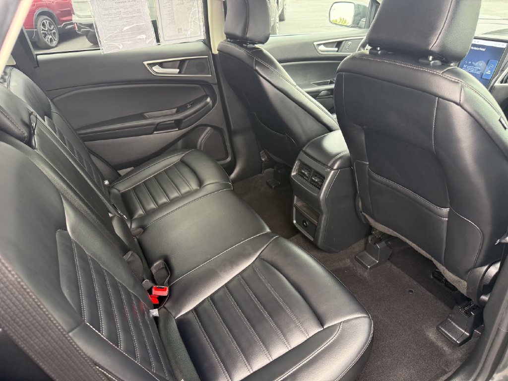Certified 2024 Ford Edge SEL AWD/4WD image 19