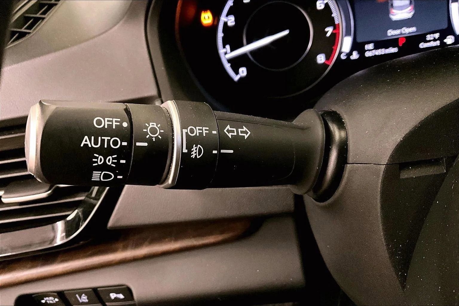 Used 2020 Acura RDX AWD w/ Advance Package image 30