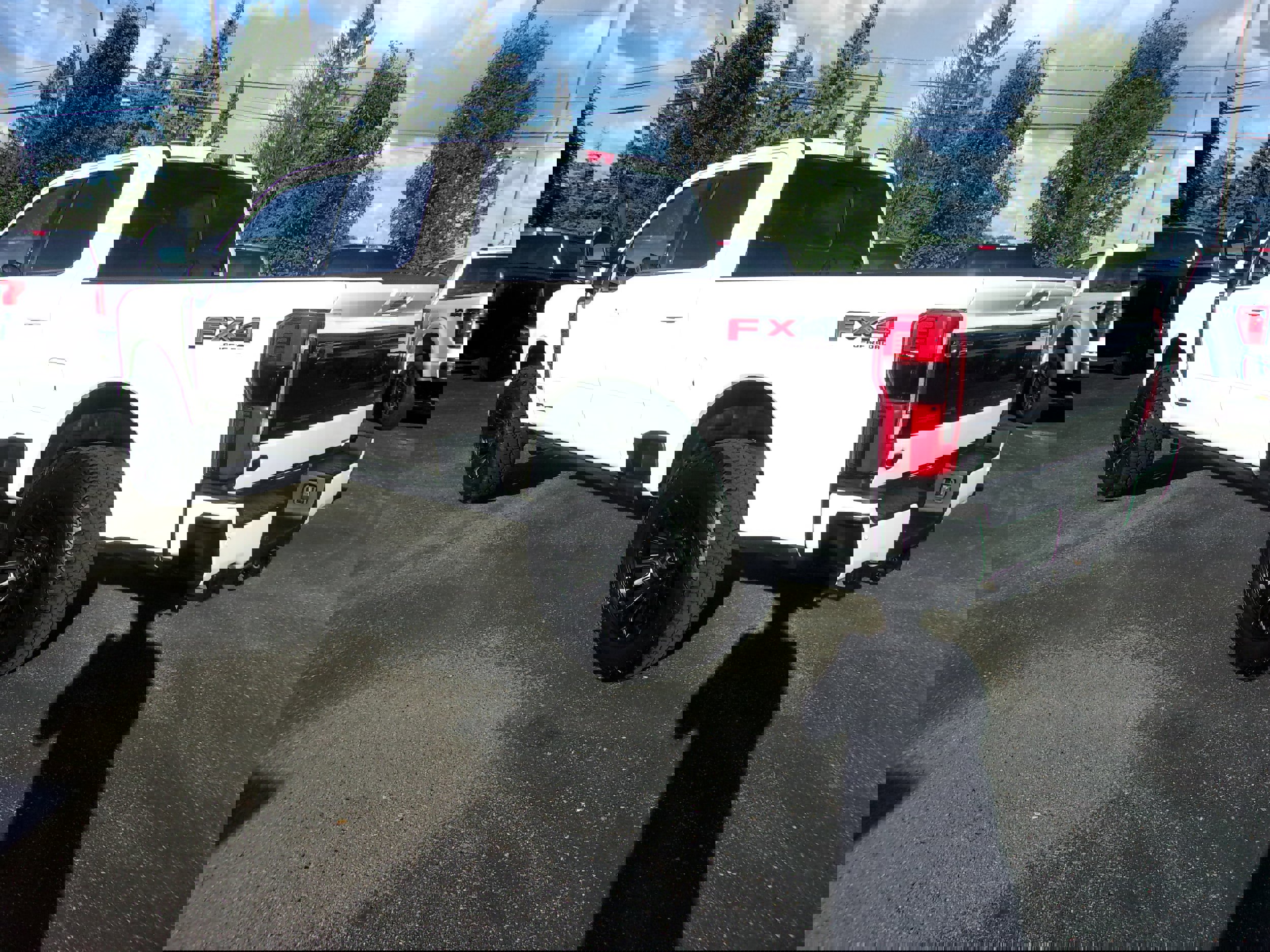 Certified 2024 Ford F250 Platinum image 3