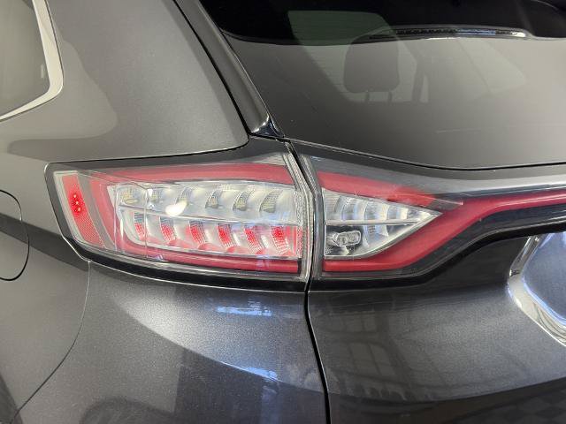 Certified 2018 Ford Edge SEL w/ Equipment Group 201A FWD image 8
