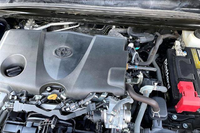 Used 2022 Toyota Camry SE FWD image 30