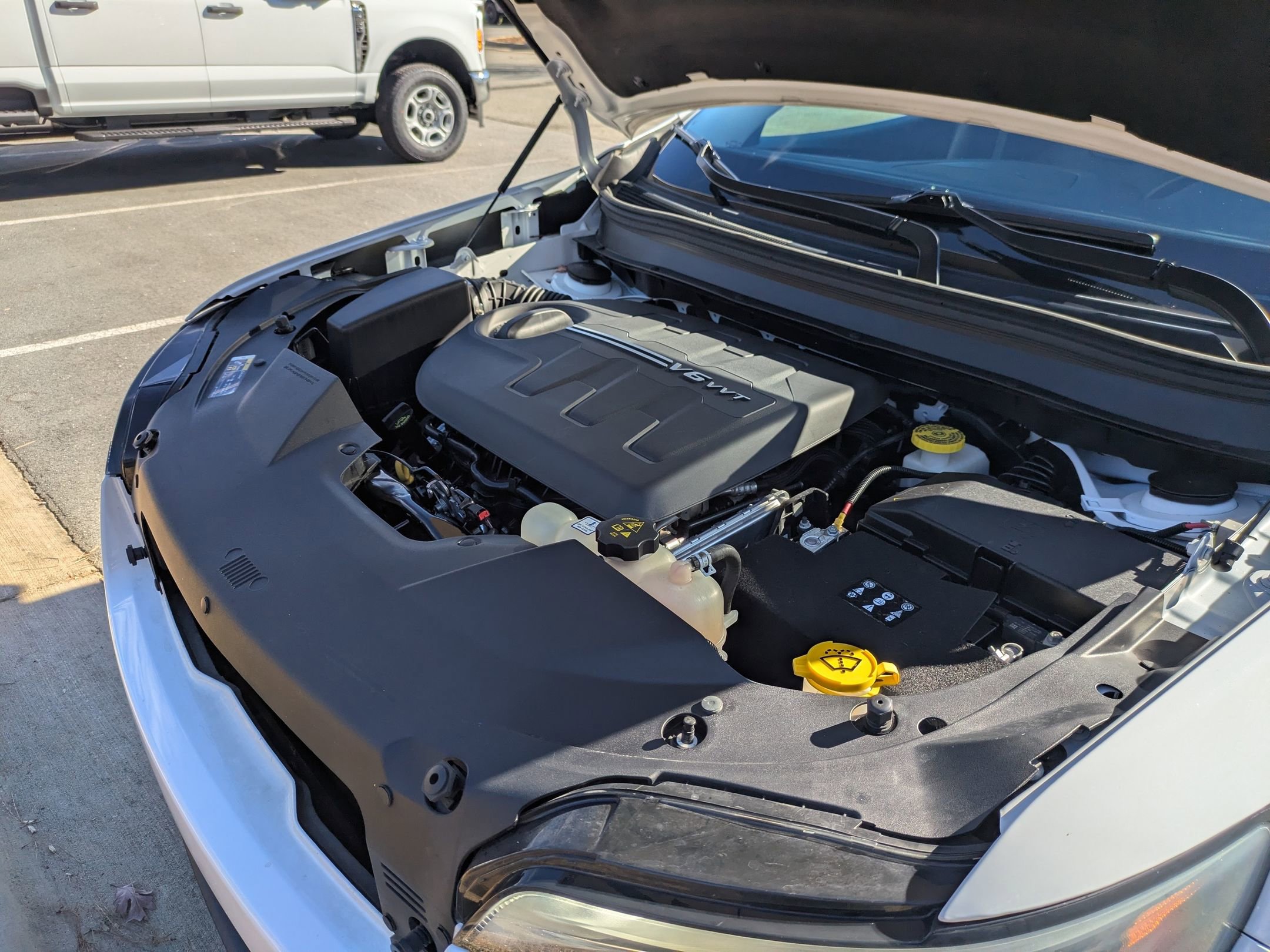 Used 2021 Jeep Cherokee Latitude Lux w/ Trailer Tow Group image 39