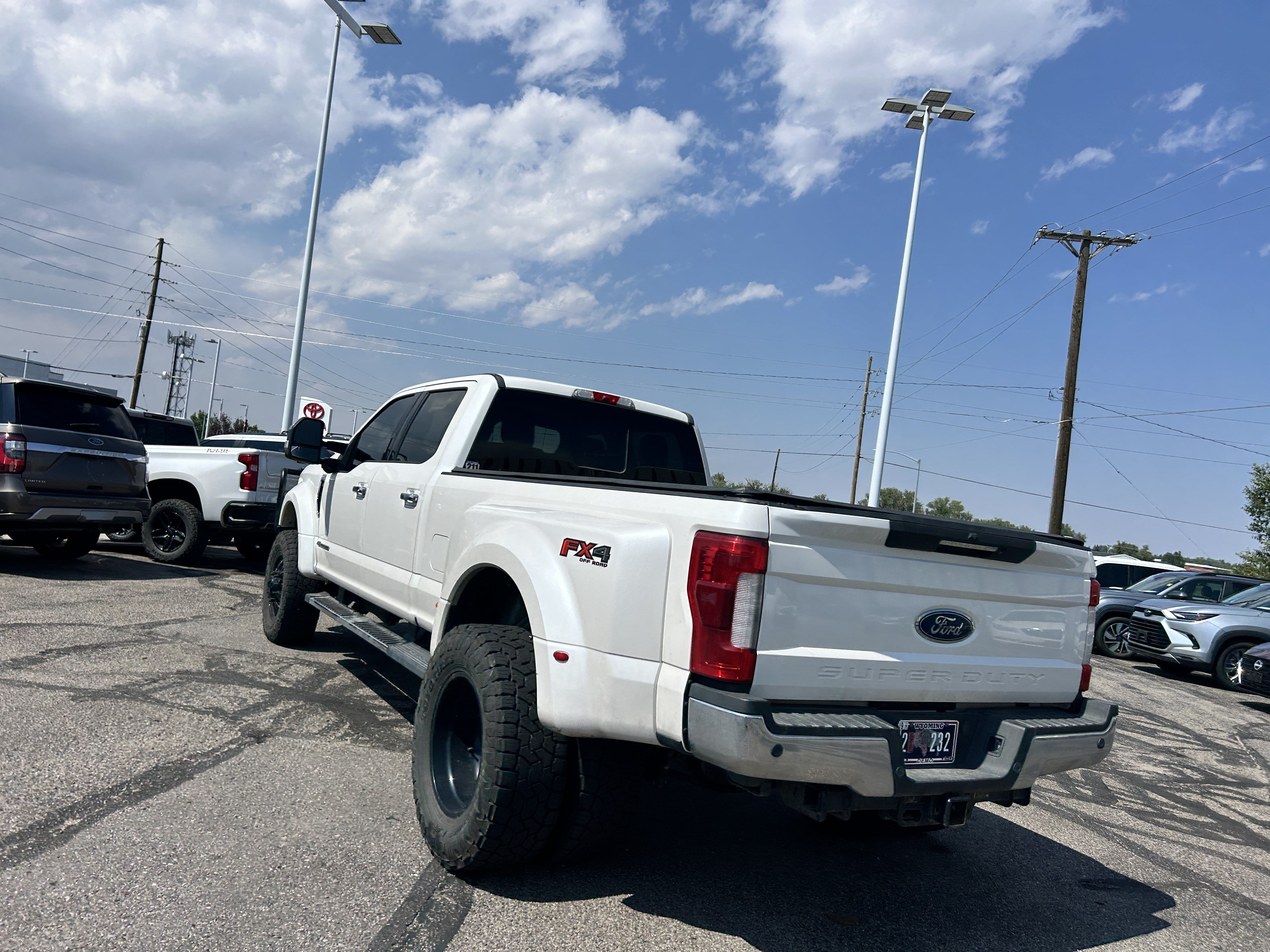 Certified 2019 Ford F450 Lariat w/ Lariat Ultimate Package AWD/4WD image 4