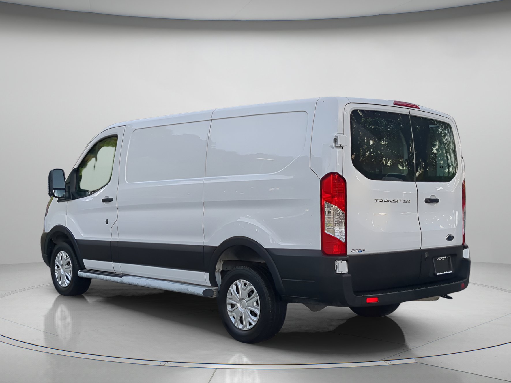 Certified 2025 Ford Transit 250 Low Roof w/ Exterior Upgrade Package RWD image 42