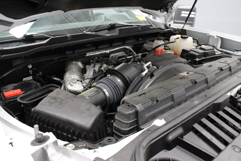 Used 2025 Chevrolet Silverado 2500 LT w/ Safety Package AWD/4WD image 17