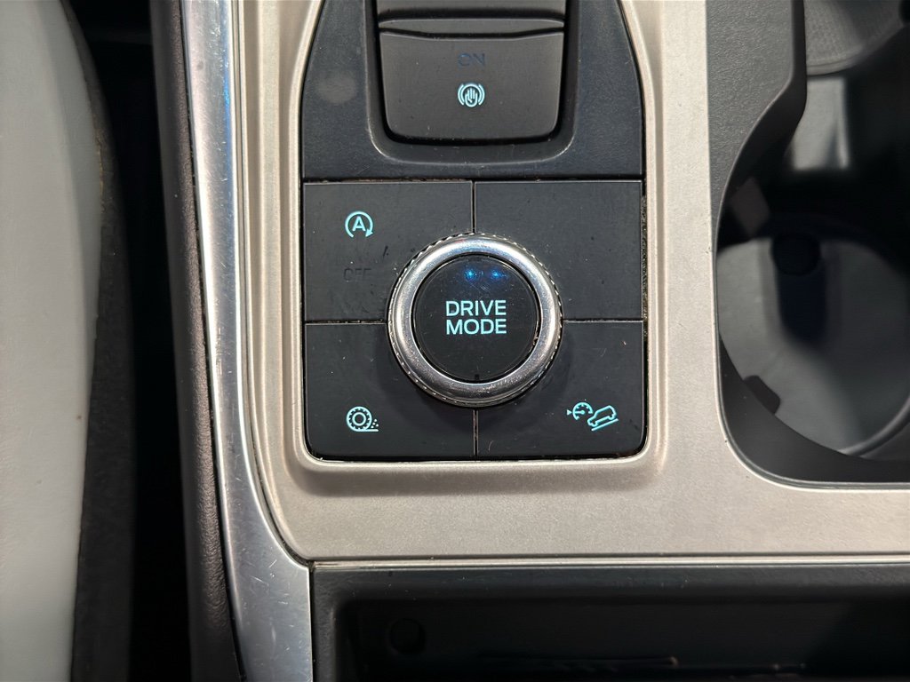 Certified 2021 Ford Explorer XLT w/ Equipment Group 202A image 28