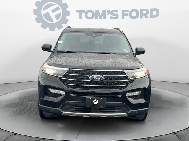 Certified 2022 Ford Explorer XLT w/ Equipment Group 202A AWD/4WD image 10
