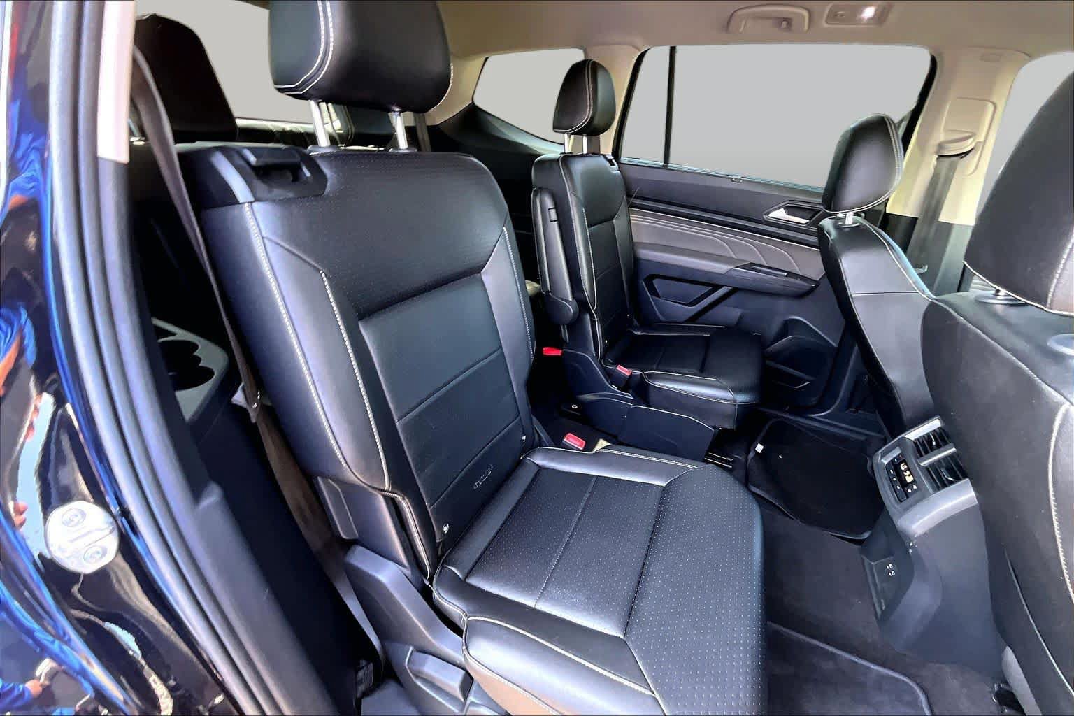 Used 2021 Volkswagen Atlas SE w/ Panoramic Sunroof Package FWD image 20