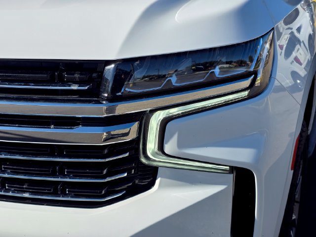 Used 2023 Chevrolet Suburban LT w/ Max Trailering Package AWD/4WD image 3
