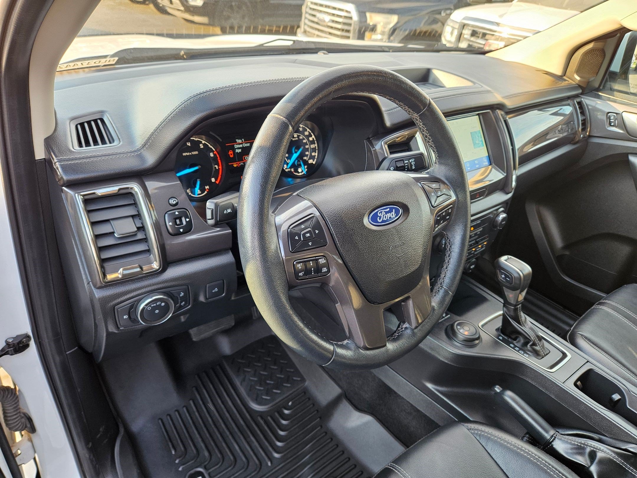 Certified 2022 Ford Ranger Lariat w/ Technology Package AWD/4WD image 17