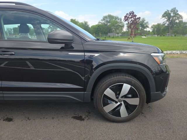 Used 2024 Volkswagen Taos S AWD/4WD image 4