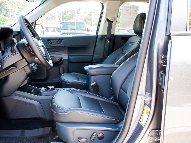 Certified 2025 Ford Maverick Lobo AWD/4WD image 17