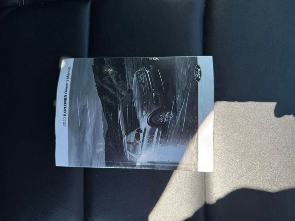 Certified 2022 Ford Explorer XLT w/ Equipment Group 202A image 39