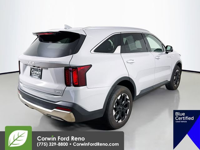 Used 2025 Kia Sorento S AWD/4WD image 9