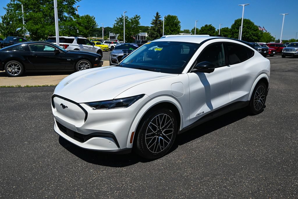 Certified 2025 Ford Mustang Mach-E Premium AWD/4WD image 9