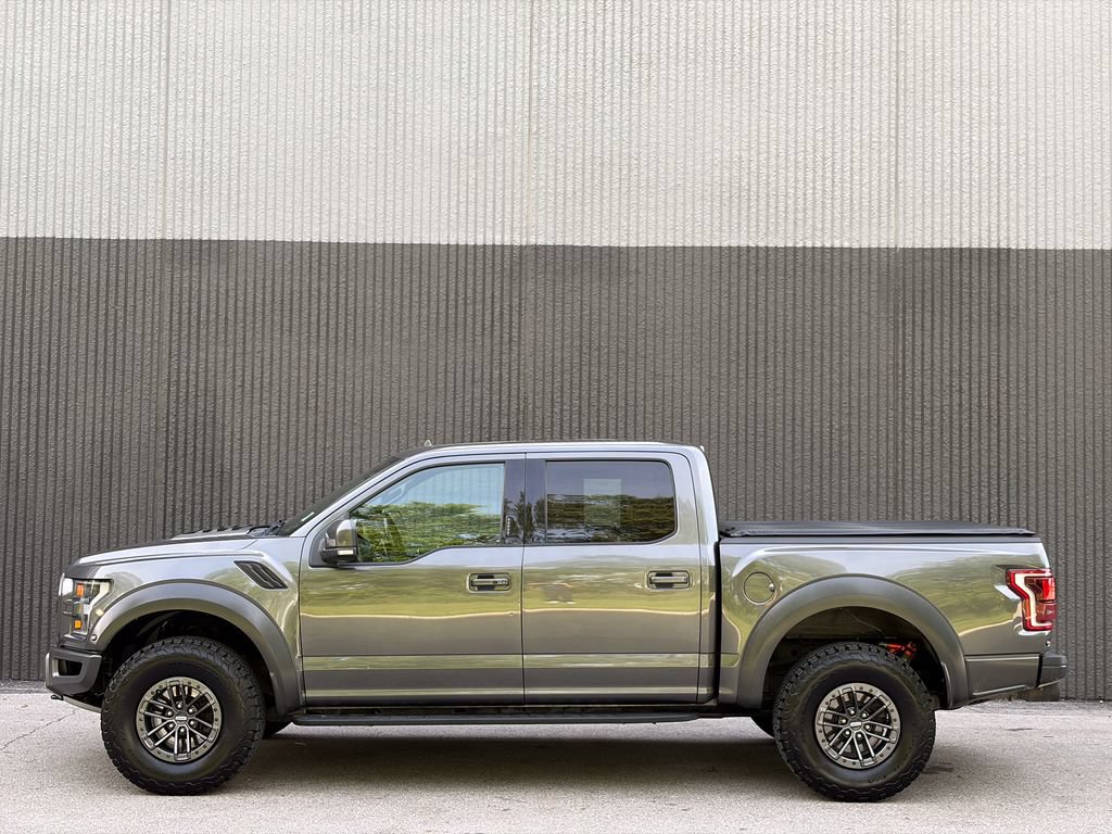 Certified 2019 Ford F150 Raptor w/ Equipment Group 802A Luxury AWD/4WD image 4